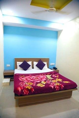 Hotel Citizen Inn Ахмедабад Екстериор снимка