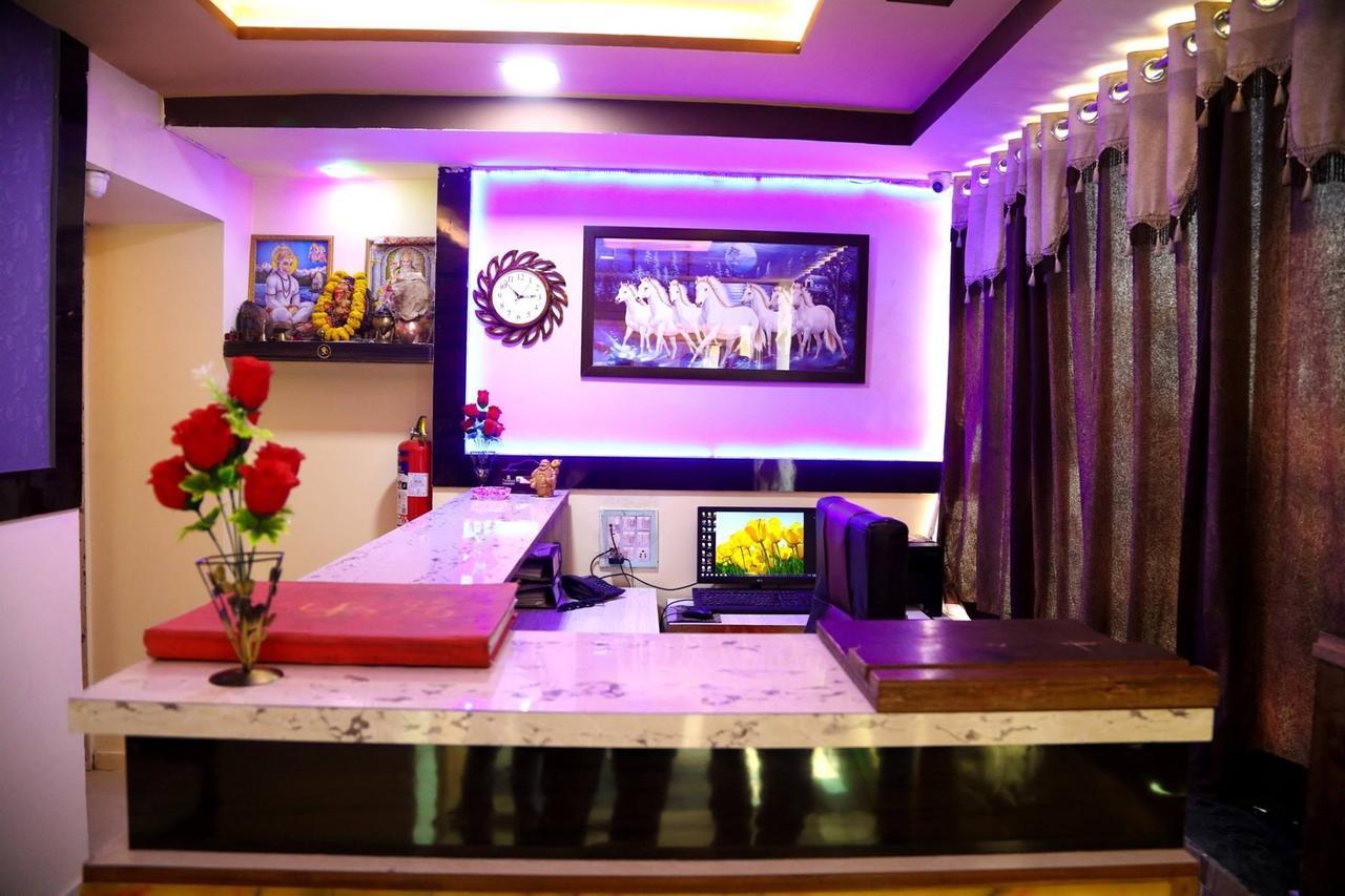 Hotel Citizen Inn Ахмедабад Екстериор снимка